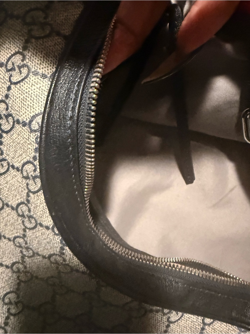 Gucci Medium Attache Crossbody Bag - Picture 3 of 5
